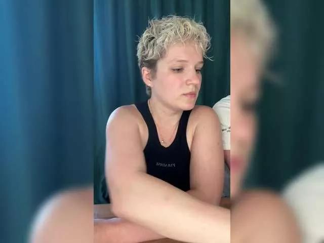 -Mint from BongaCams is Freechat