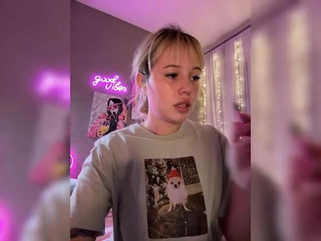 AmyGlad from BongaCams