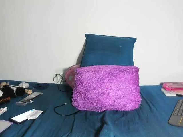 Discover Arantza-Hill, she wants to masturbate for you Arantza-Hill from BongaCams