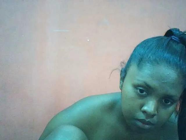 Watch Balanchega, she wants to masturbate for you Balanchega from BongaCams