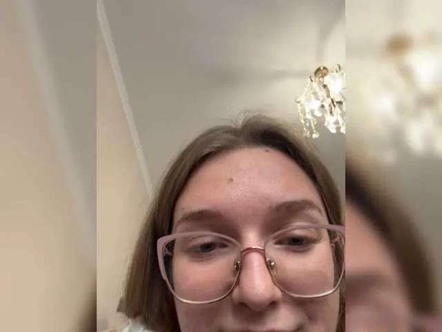 Bellatrisssaaa from BongaCams