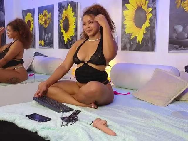 Briana-giil from BongaCams