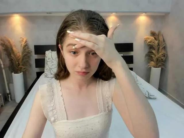 Try Camilla-Kelly, she wants to masturbate for you Camilla-Kelly from BongaCams