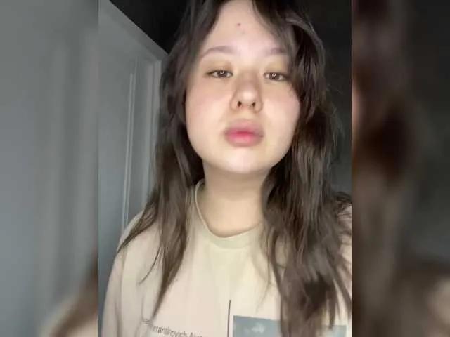 CateLong from BongaCams