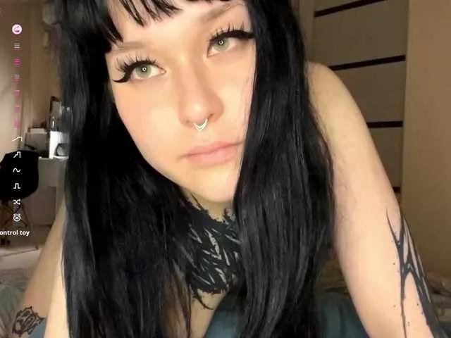 Try BongaCams's CharlaJarman CharlaJarman from BongaCams
