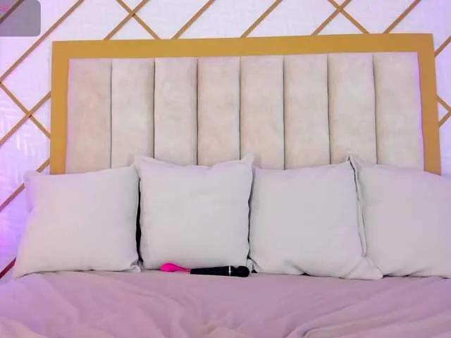 Join Cocodamore, she wants to masturbate for you cocodamore from BongaCams