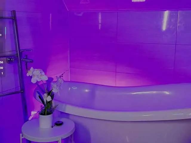 CoralineJones from BongaCams