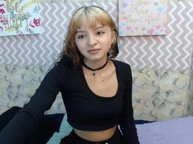 dannydark19 from BongaCams
