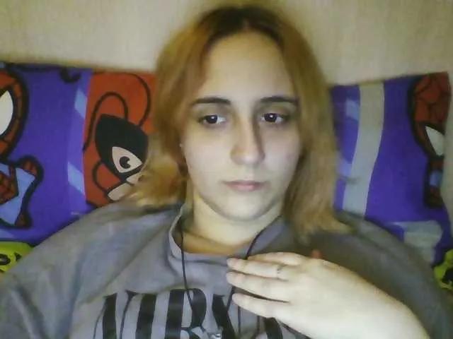 Checkout Emaprincessa, she wants to masturbate for you Emaprincessa from BongaCams