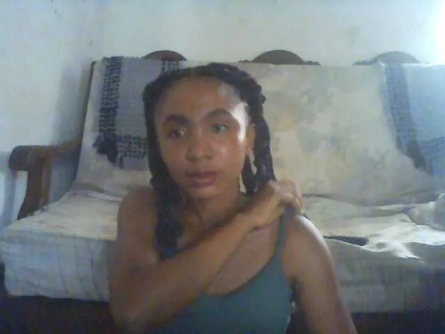 EvahMorgane from BongaCams