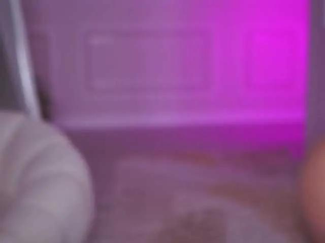 Checkout EvaZane, she wants to masturbate for you EvaZane from BongaCams