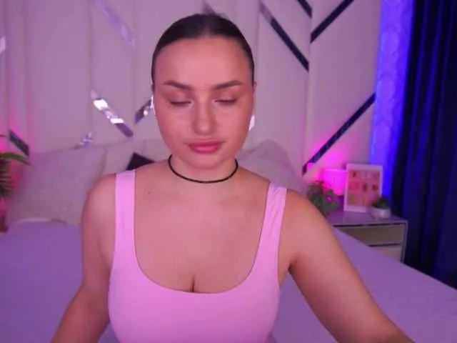 Sexy FloraGreys wants you to fuck her body now FloraGreys from BongaCams