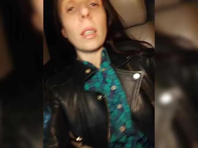 Checkout GentleSweet, she wants to masturbate for you GentleSweet from BongaCams