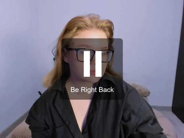 Masturbate to Lasey, she wants to masturbate for you Lasey from BongaCams