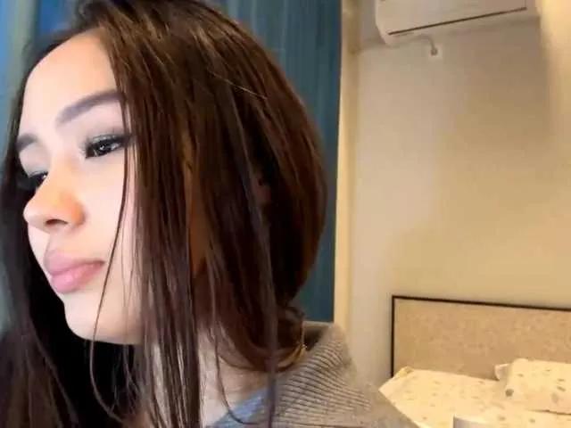 LatrishaAltigs from BongaCams