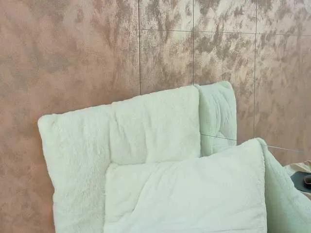 lexxia from BongaCams