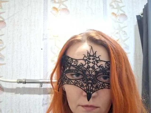 Lisichkaa from BongaCams