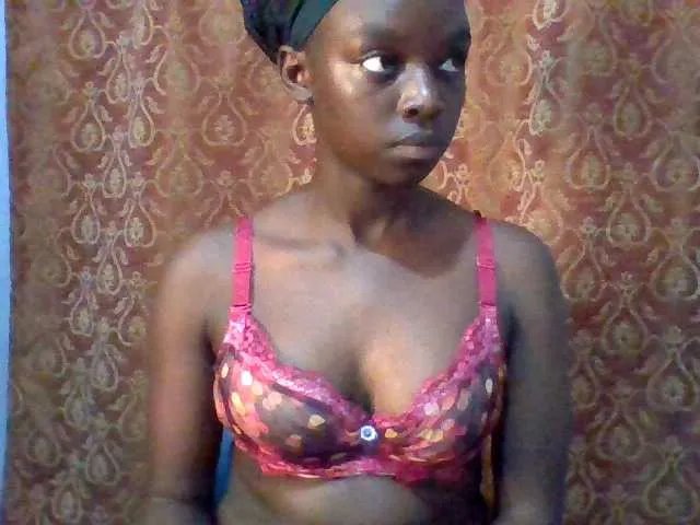 Lovely-boo from BongaCams