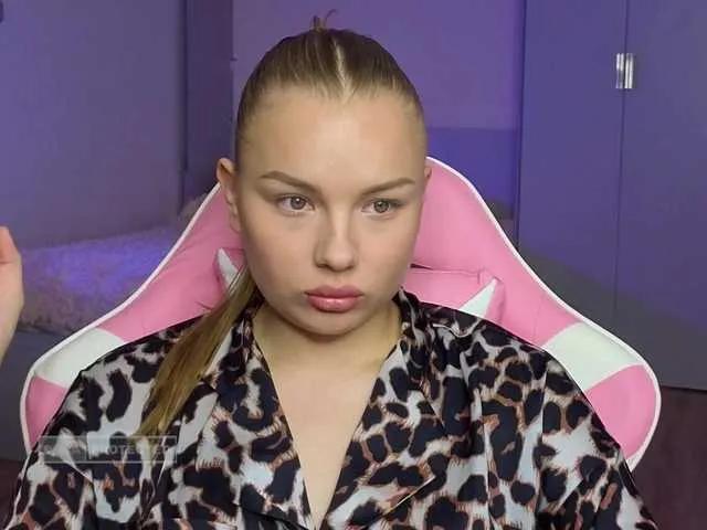 Checkout 18 years old LunarFlare from BongaCams LunarFlare from BongaCams