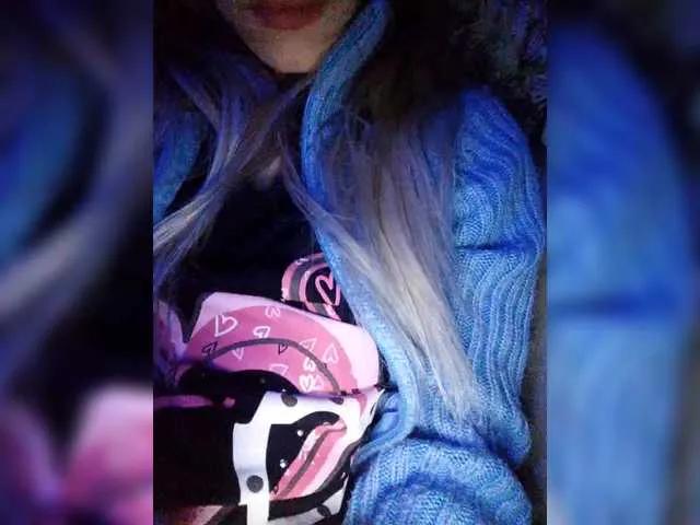 Malaya-kiss from BongaCams