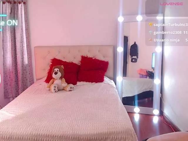 Megan-Swan from BongaCams is Freechat