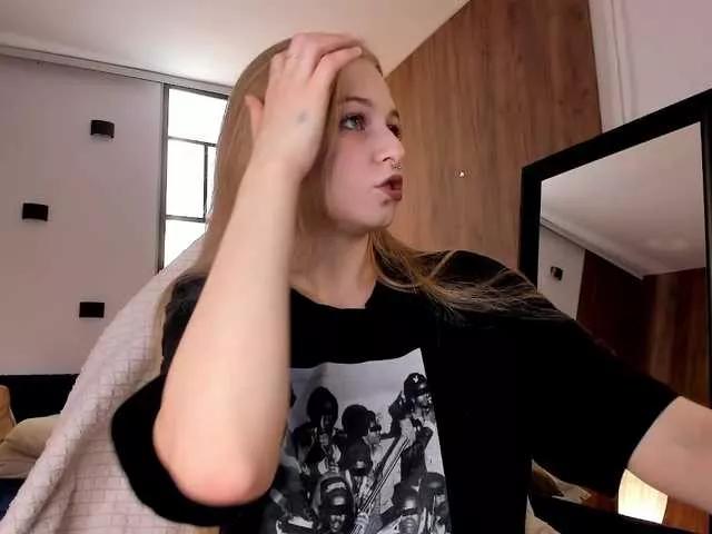 MiaMeowa from BongaCams is Freechat