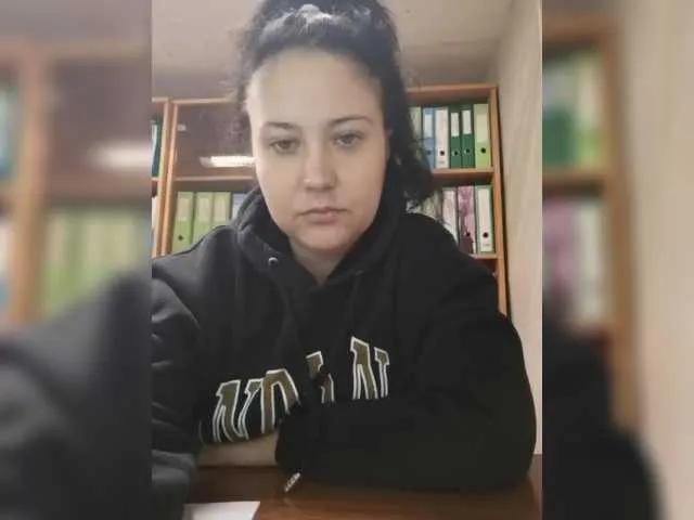 Polyk93 from BongaCams