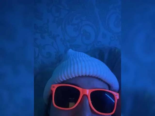 razvedos5 from BongaCams