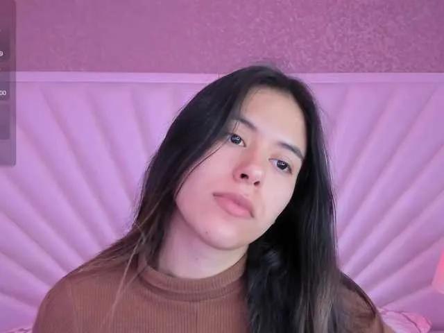 SashaCollinss from BongaCams