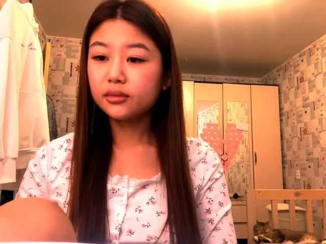 SheriseSplatt from BongaCams