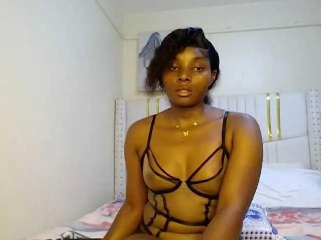 Tamia2000 from BongaCams