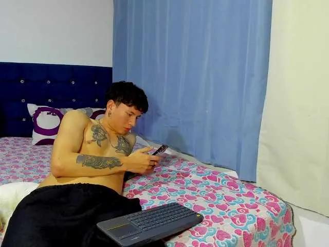 Join 22 years old TatianaAndDamian from BongaCams TatianaAndDamian from BongaCams