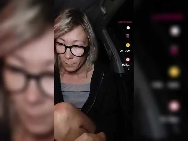 Timide-girl7 from BongaCams