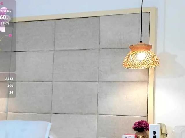 violethilton from BongaCams