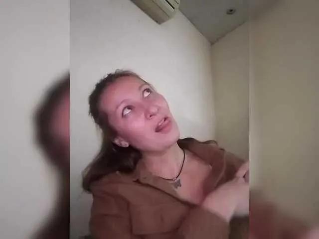 Yulia777 from BongaCams