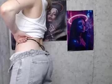 _julianaini_ from Chaturbate