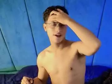 aaron_eze from Chaturbate