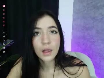 Admire Alexa_foxx27, she wants to masturbate for you alexa_foxx27 from Chaturbate