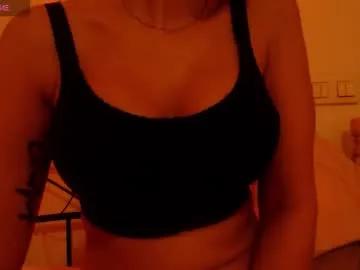 alycediamond21 from Chaturbate