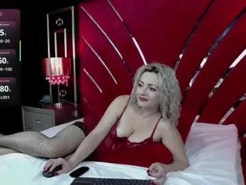 Admire Amelyss, she wants to masturbate for you amelyss from Chaturbate