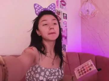 Try April_bennett, she wants to masturbate for you april_bennett from Chaturbate