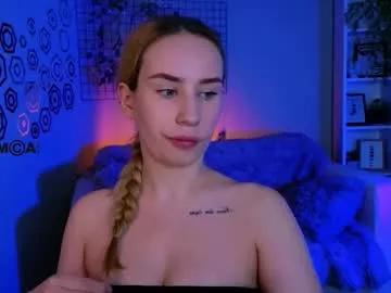 ava_demie from Chaturbate