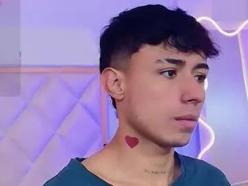 aziel_tay from Chaturbate