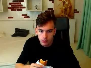 Join 19 years old bradyflint from Chaturbate bradyflint from Chaturbate