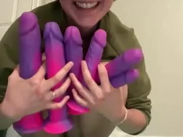 cherry7_7 from Chaturbate