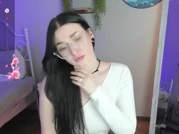 chloe__hilton from Chaturbate