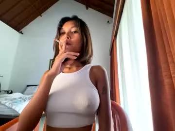 claravixen23 from Chaturbate