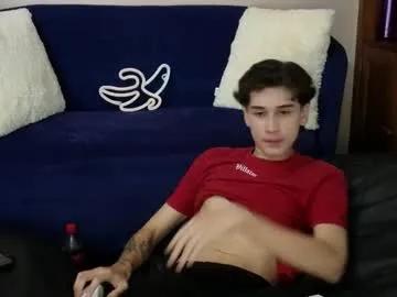 Naked Derekswants you to fuck his body now derekswan from Chaturbate