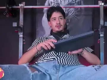 Slutty Dimitrideluxe wants you to fuck his body now dimitrideluxe from Chaturbate