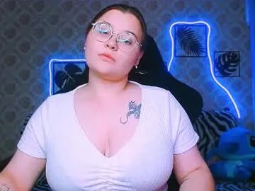 dreamforyoue2 from Chaturbate